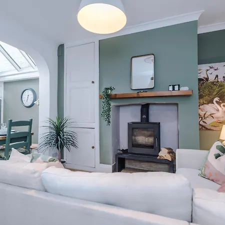 Amazing 5Br House Chester Centre By Purestay Sleeps12 Exterior photo