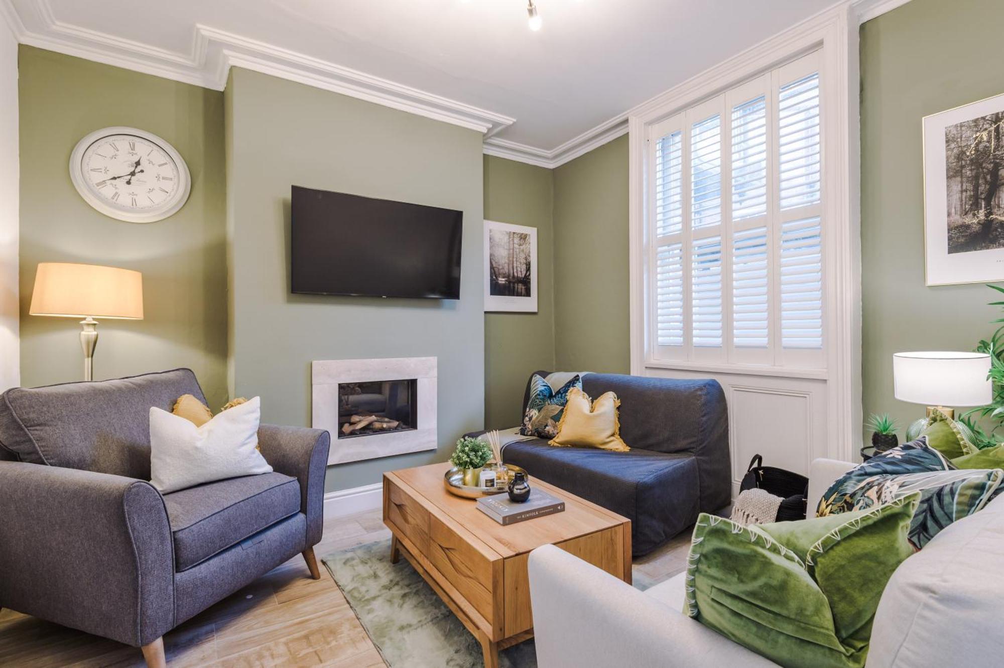 Amazing 5br House Centre By Purestay Sleeps12