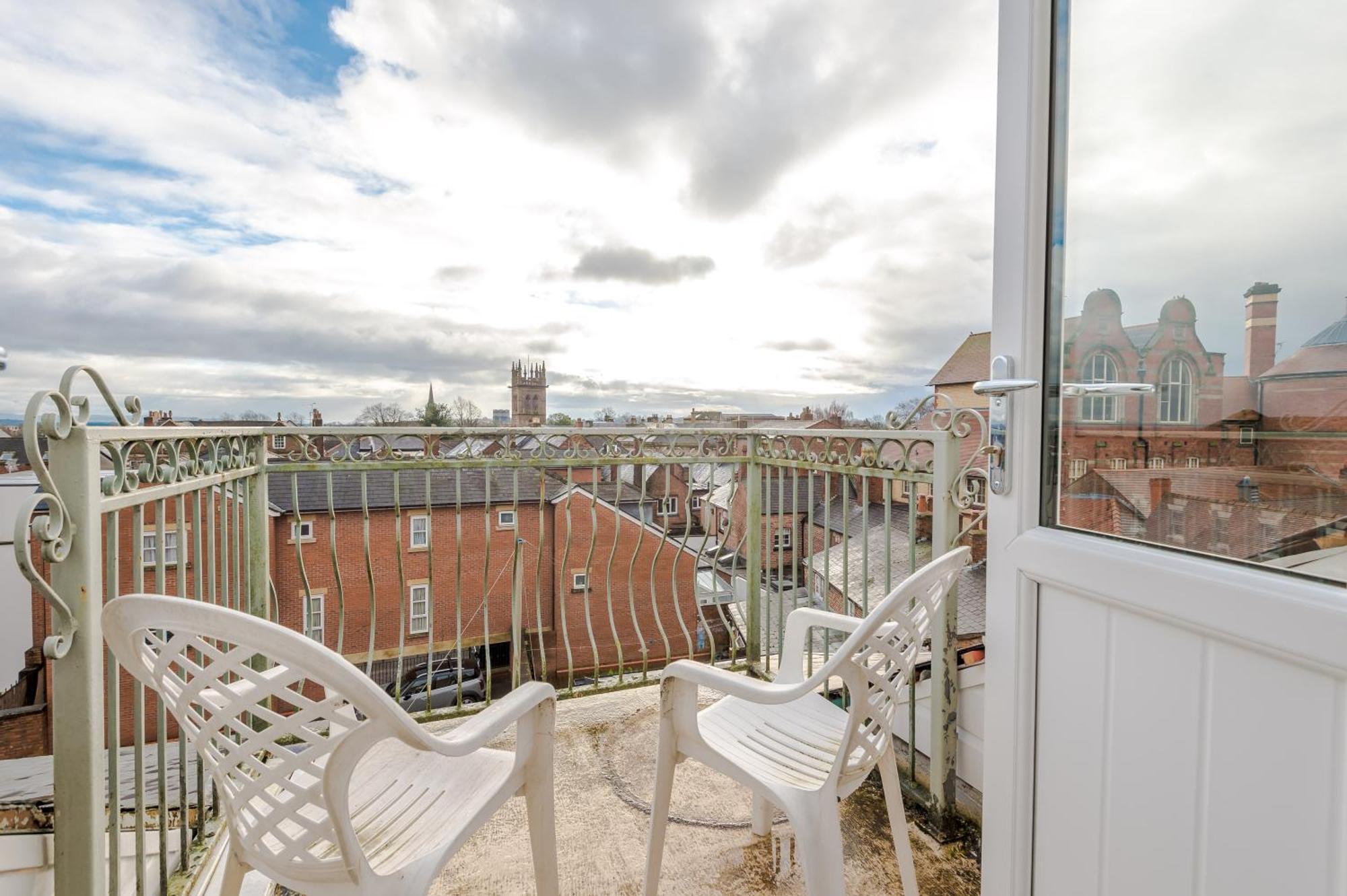 Amazing 5br House Centre By Purestay Sleeps12 Holiday home *