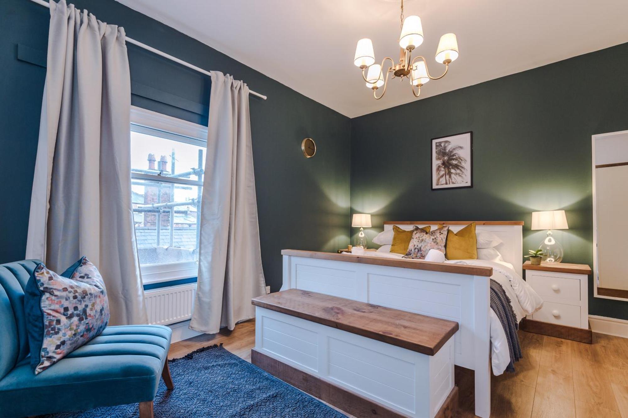 Amazing 5br House Centre By Purestay Sleeps12 *