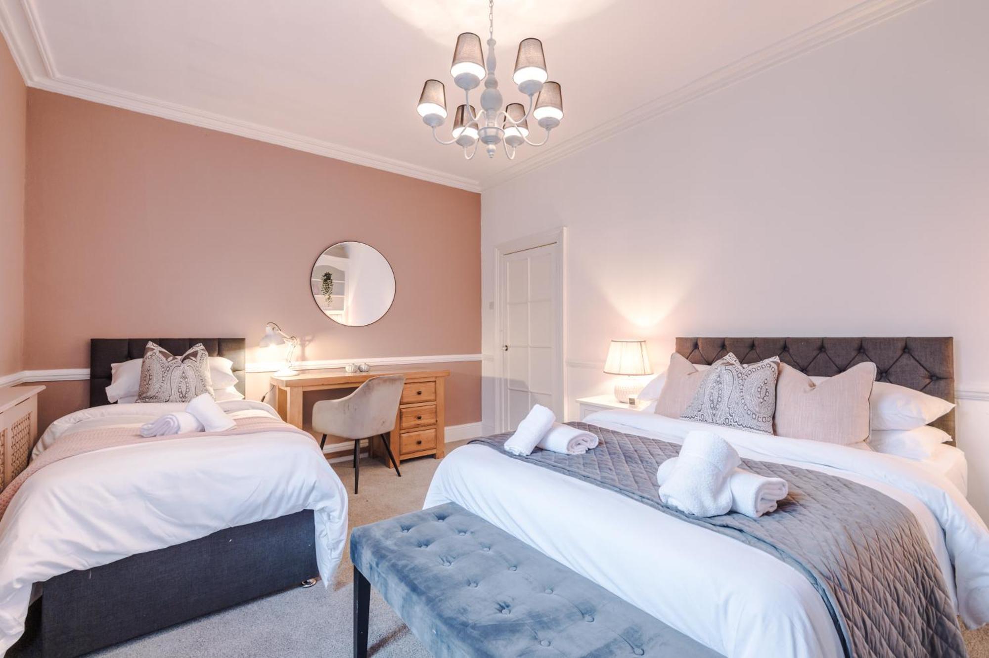 Amazing 5br House Centre By Purestay Sleeps12 * Chester