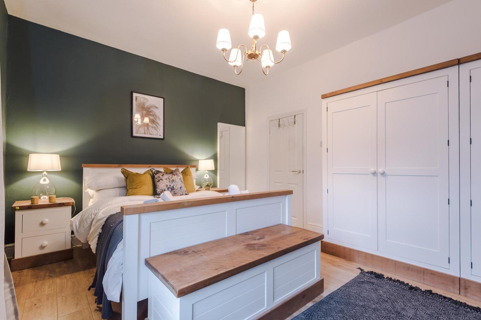 Amazing 5br House Centre By Purestay Sleeps12 Holiday home *