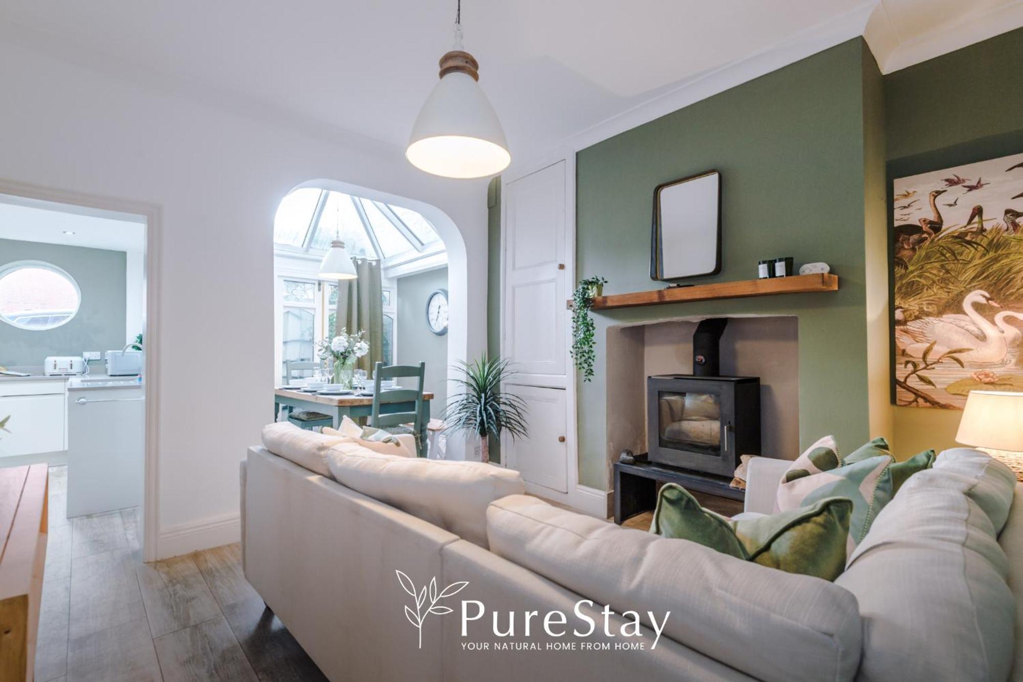 Amazing 5br House Centre By Purestay Sleeps12 Holiday home Chester